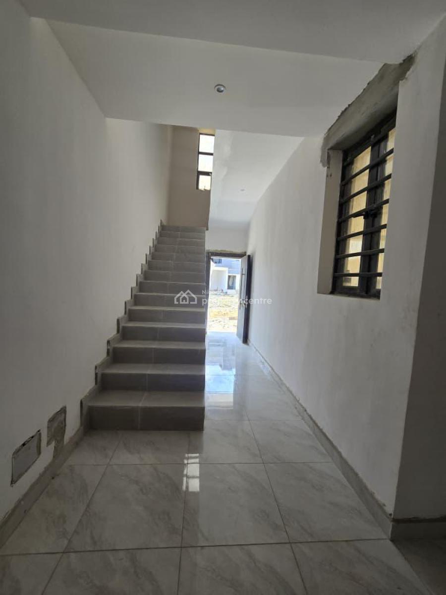 Stylish 4-bedroom Terrace Duplex with Modern Fittings, Ologolo, Lekki, Lagos, Terraced Duplex for Sale