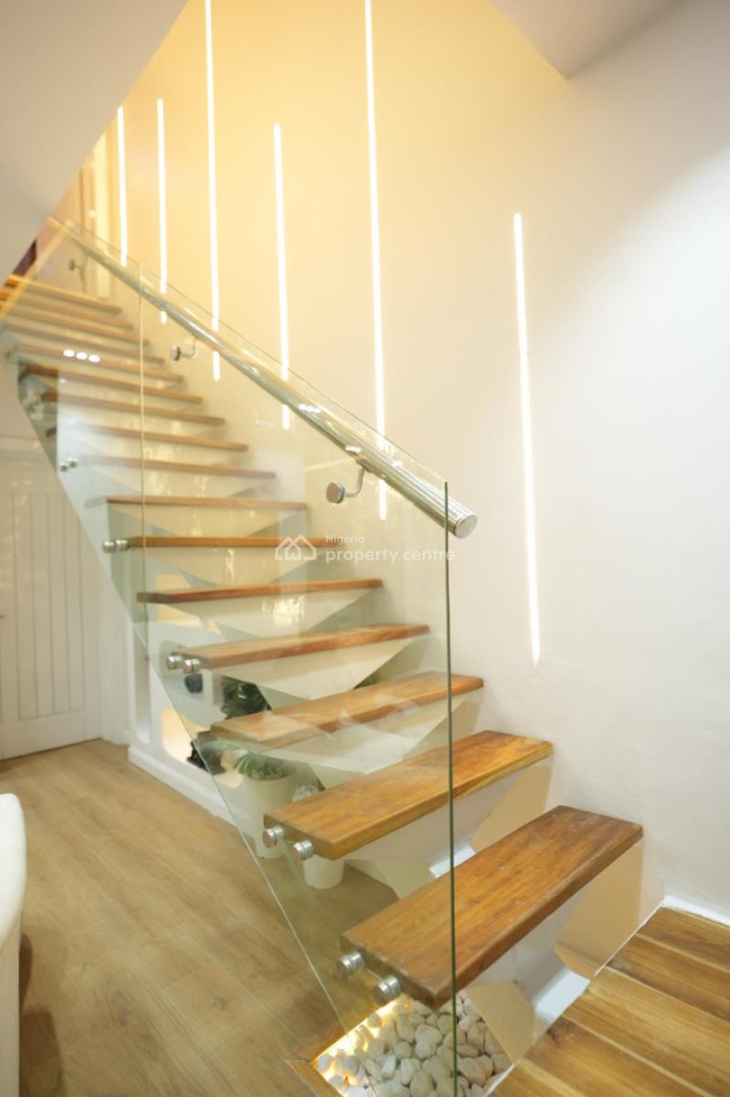Newly Built 2 Bedroom Apartment with Excellent Facilities, Lekki Phase 1, Lekki, Lagos, Flat / Apartment Short Let