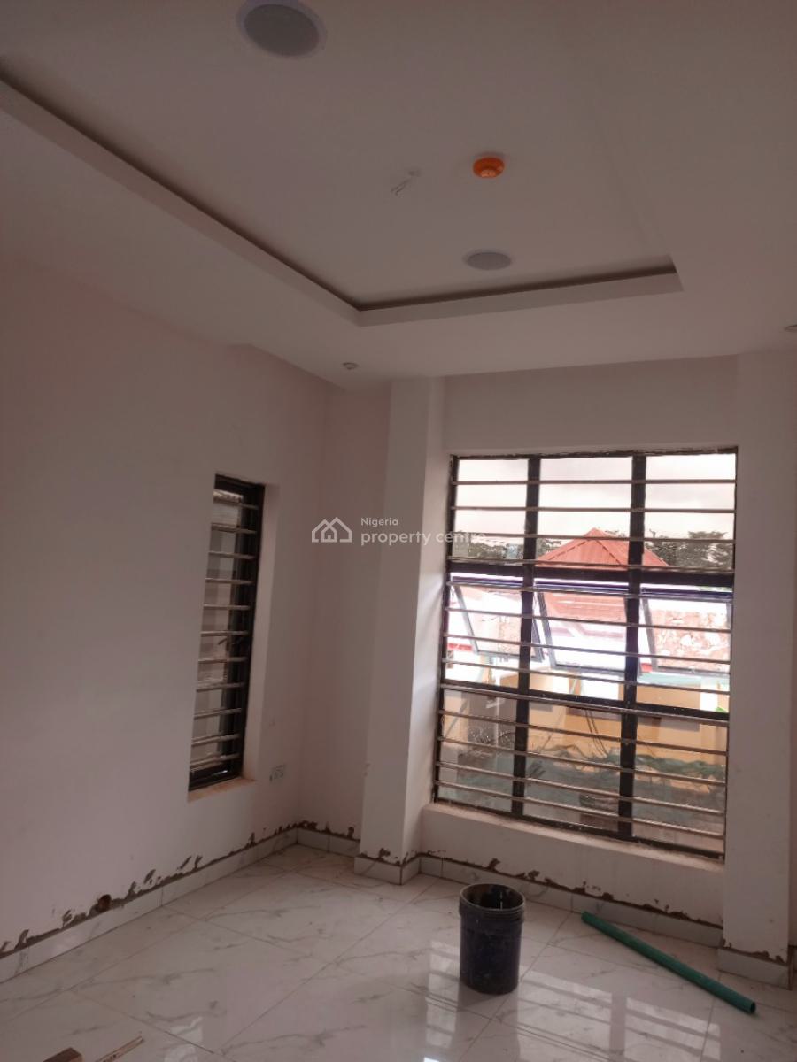 4 Bedroom Fully Detached Duplex with Bq, All Rooms En Suite, Waterfront Estate, Gra Phase 1, Magodo, Lagos, Detached Duplex for Sale