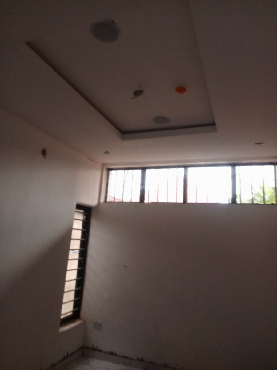 4 Bedroom Fully Detached Duplex with Bq, All Rooms En Suite, Waterfront Estate, Gra Phase 1, Magodo, Lagos, Detached Duplex for Sale