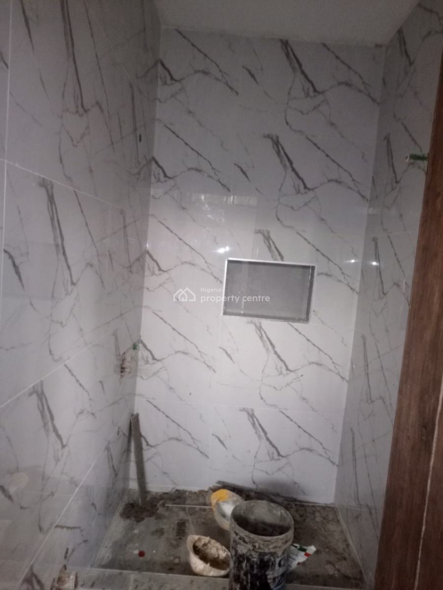 4 Bedroom Fully Detached Duplex with Bq, All Rooms En Suite, Waterfront Estate, Gra Phase 1, Magodo, Lagos, Detached Duplex for Sale