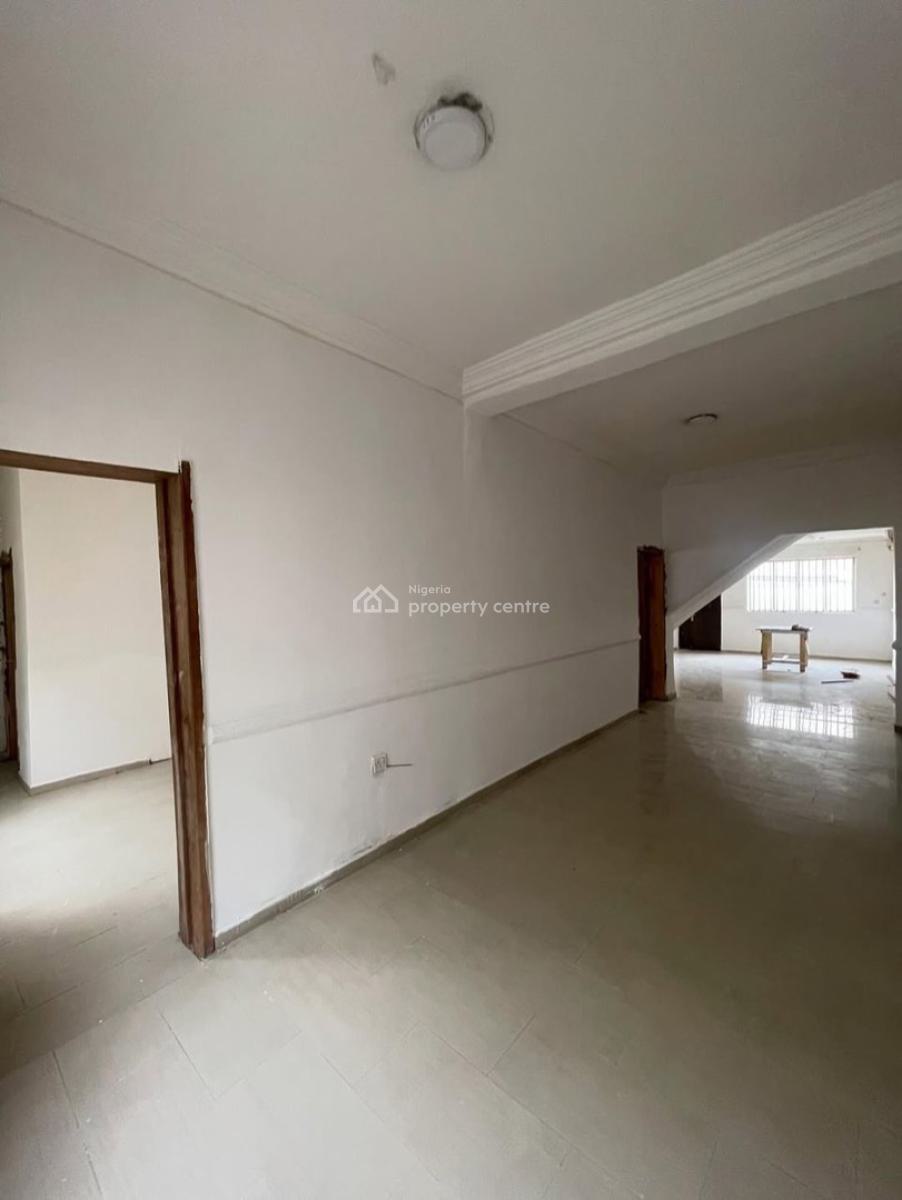 4 Bedroom Detached Duplex Available, Lekki Phase 1, Lekki, Lagos, Commercial Property for Rent