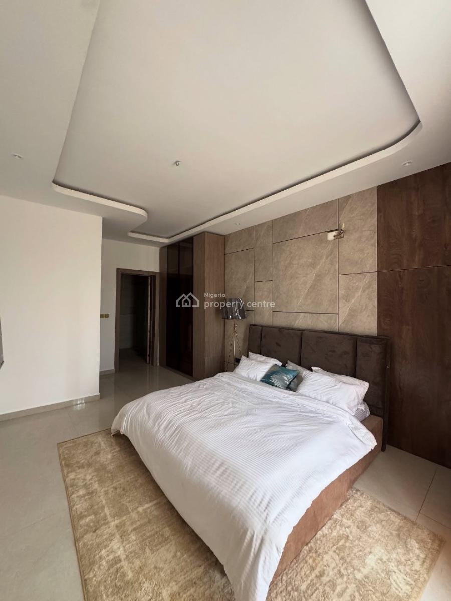 Exquisite 2 Bedroom Apartment with Swimming Pool and Bq, Lekki Phase 1, Lekki, Lagos, Block of Flats for Sale