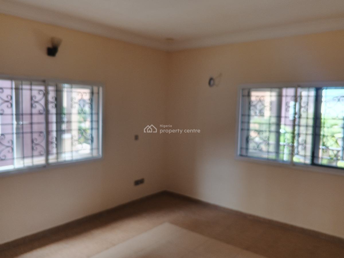 4 Bedrooms Semi Detached Triplex with Bq in a Serviced Mini Estate, Yetville Estate Kusenla Road, Ikate Elegushi, Lekki, Lagos, Semi-detached Duplex for Rent