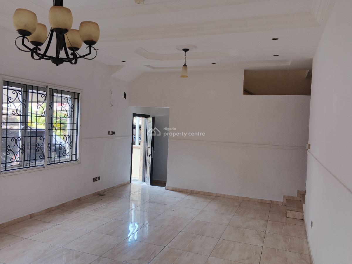 4 Bedrooms Semi Detached Triplex with Bq in a Serviced Mini Estate, Yetville Estate Kusenla Road, Ikate Elegushi, Lekki, Lagos, Semi-detached Duplex for Rent