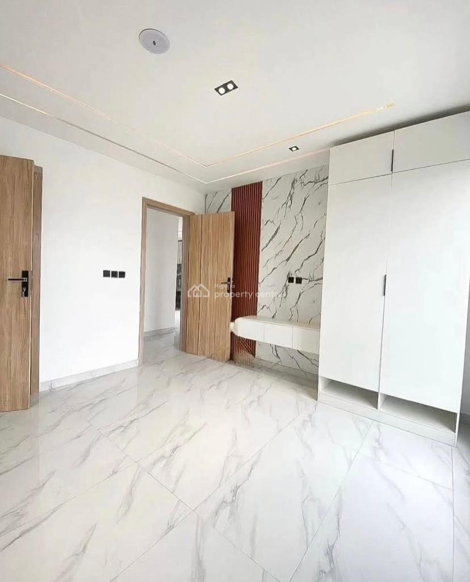 Luxurious and Spacious 2 Bedroom Apartment with Gym and Pool, Ikate, Lekki, Lagos, Flat / Apartment for Rent
