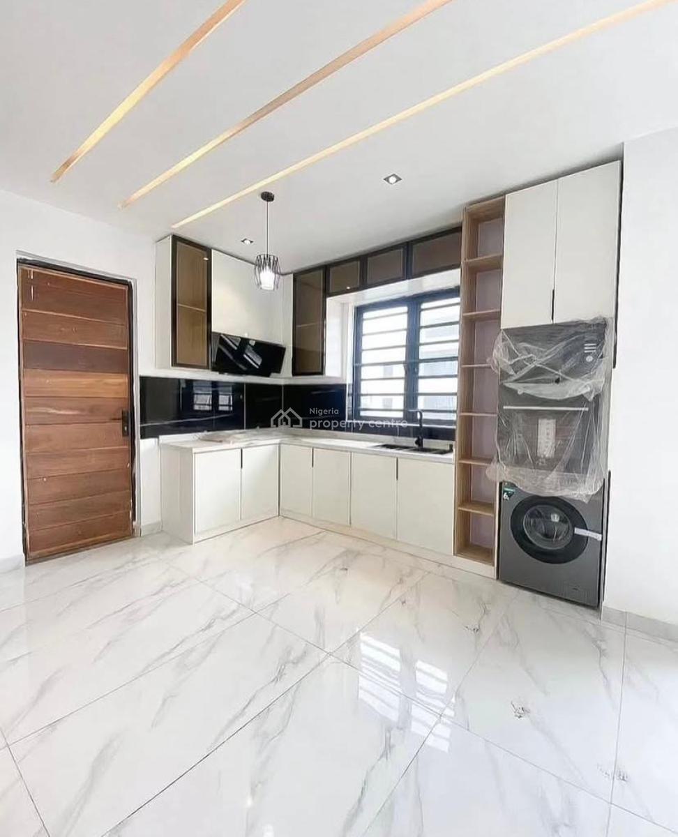 Luxurious and Spacious 2 Bedroom Apartment with Gym and Pool, Ikate, Lekki, Lagos, Flat / Apartment for Rent