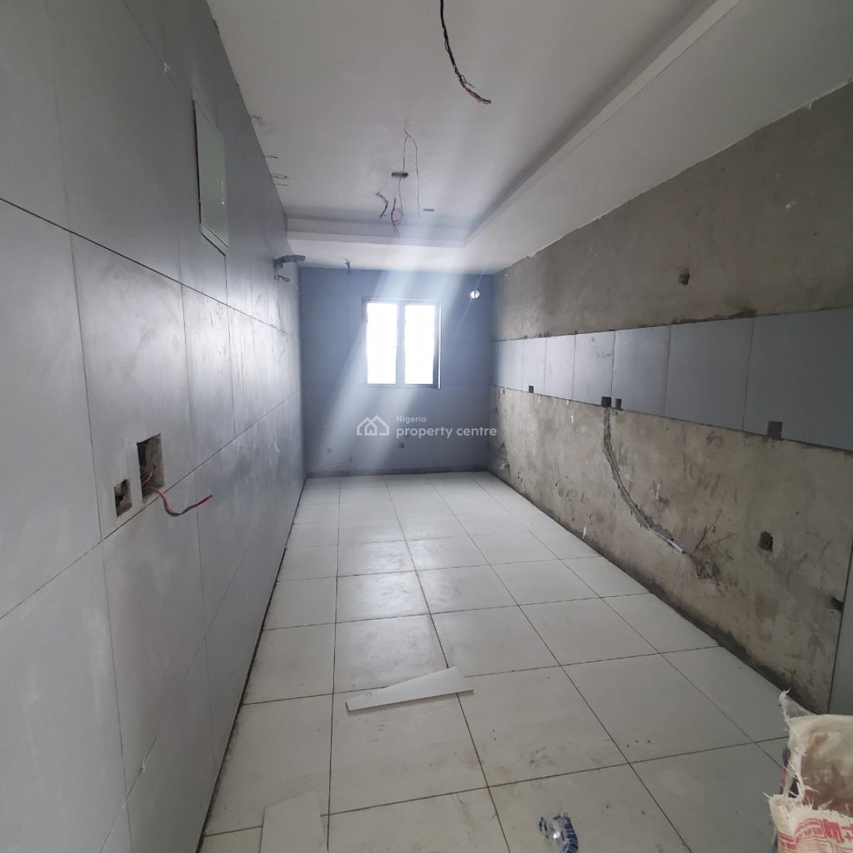 Well Build 2bedroom Apartments, Ikate Elegushi, Lekki, Lagos, Flat / Apartment for Sale