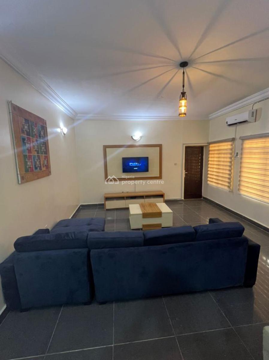 Spacious One Bedroom Apartment, 778 Francis Akinjide Close, Jabi, Abuja, Flat / Apartment Short Let