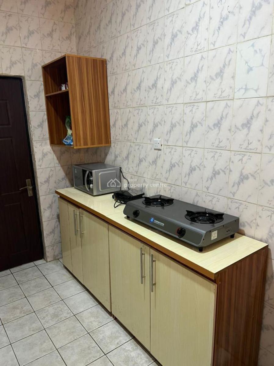 Spacious One Bedroom Apartment, 778 Francis Akinjide Close, Jabi, Abuja, Flat / Apartment Short Let