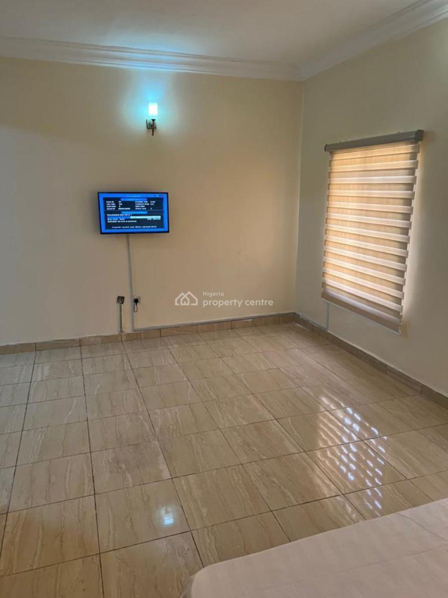 Spacious One Bedroom Apartment, 778 Francis Akinjide Close, Jabi, Abuja, Flat / Apartment Short Let