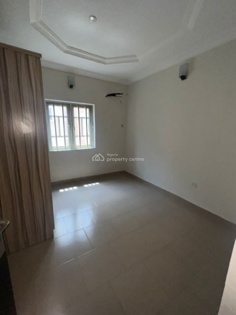 Neat and Spacious Two Bedroom Apartment in a Good Estate, University View Estate, Sangotedo, Ajah, Lagos, Flat / Apartment for Rent