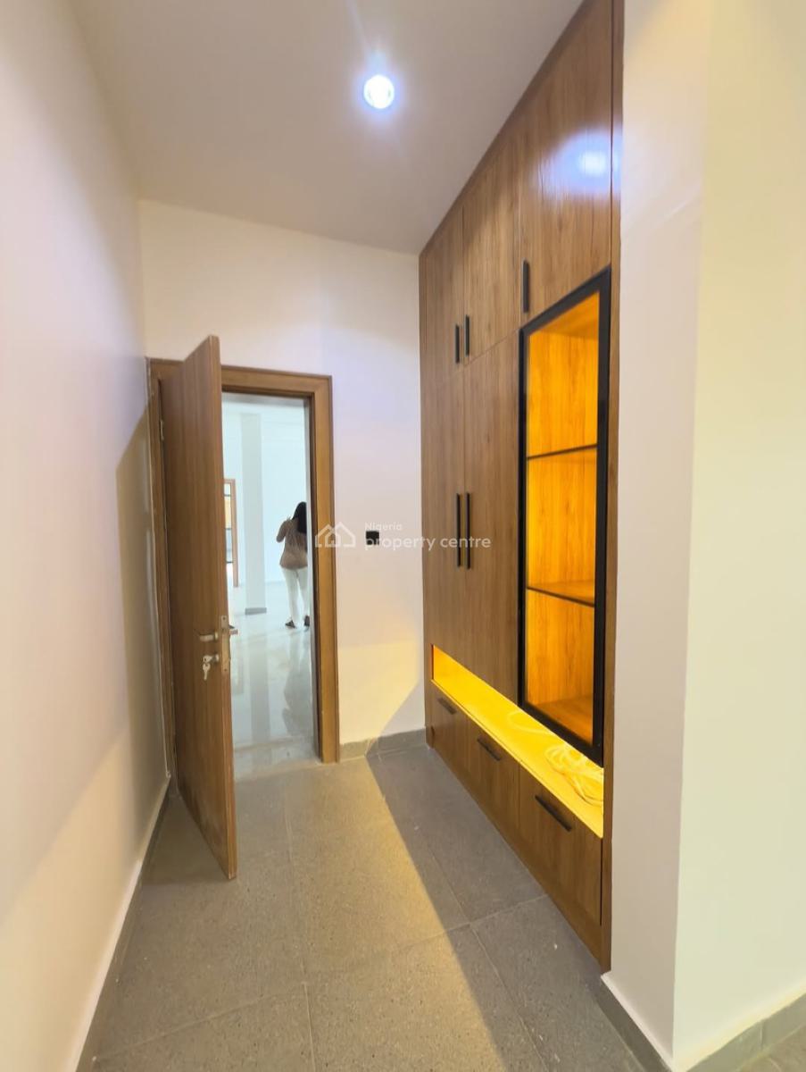 Dream Home:  Fully Detached 6 Bedroom, Asokoro District, Abuja, Detached Duplex for Sale