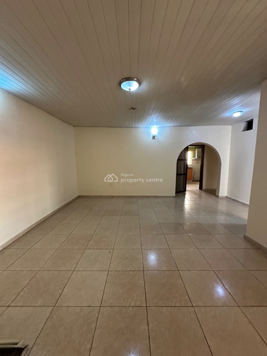 Neatly Built 3 Bedroom Apartment, Idado, Agungi, Lekki, Lagos, Flat / Apartment for Rent