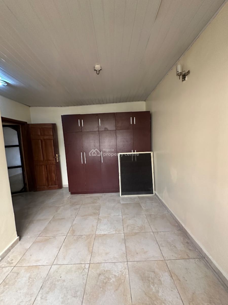 Neatly Built 3 Bedroom Apartment, Idado, Agungi, Lekki, Lagos, Flat / Apartment for Rent