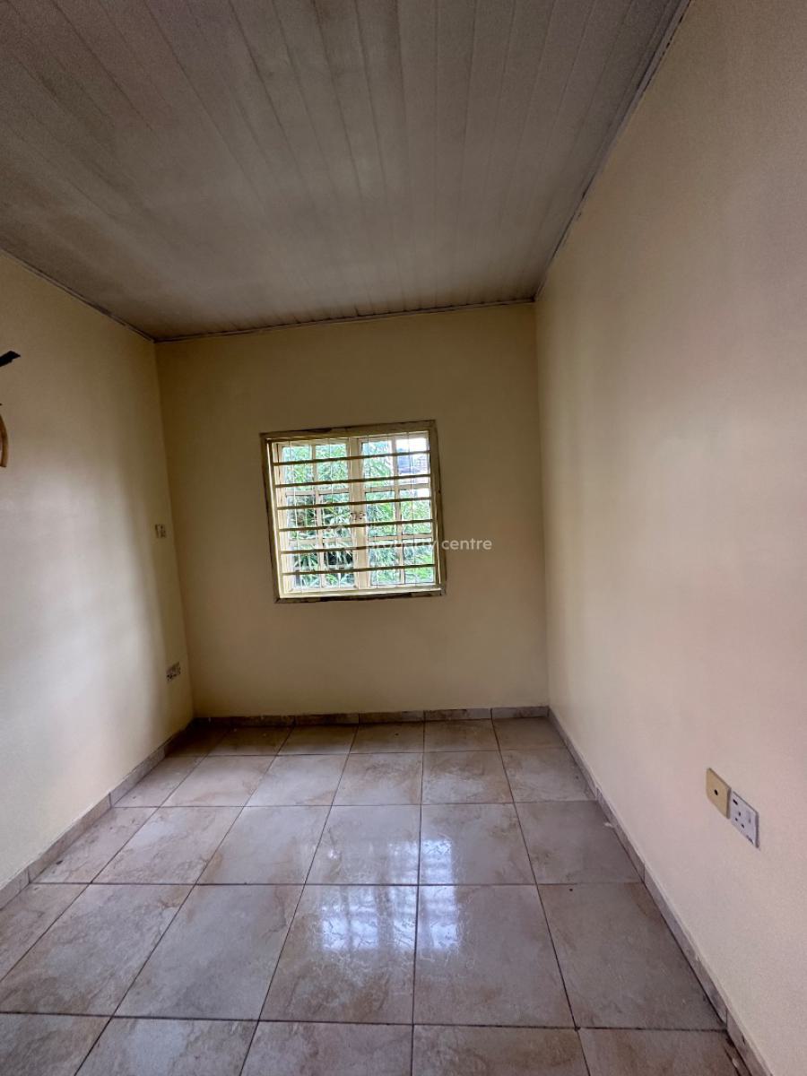 Neatly Built 3 Bedroom Apartment, Idado, Agungi, Lekki, Lagos, Flat / Apartment for Rent