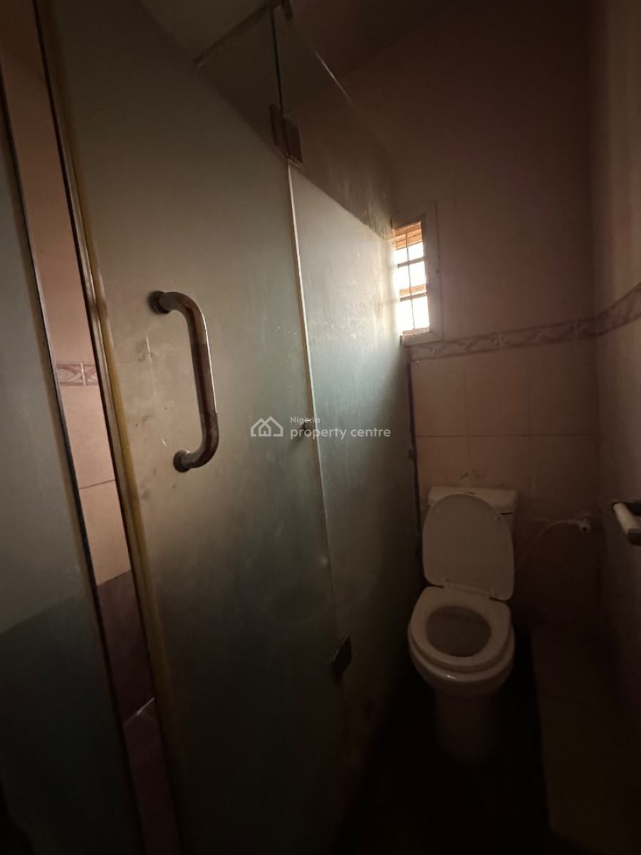 Neatly Built 3 Bedroom Apartment, Idado, Agungi, Lekki, Lagos, Flat / Apartment for Rent