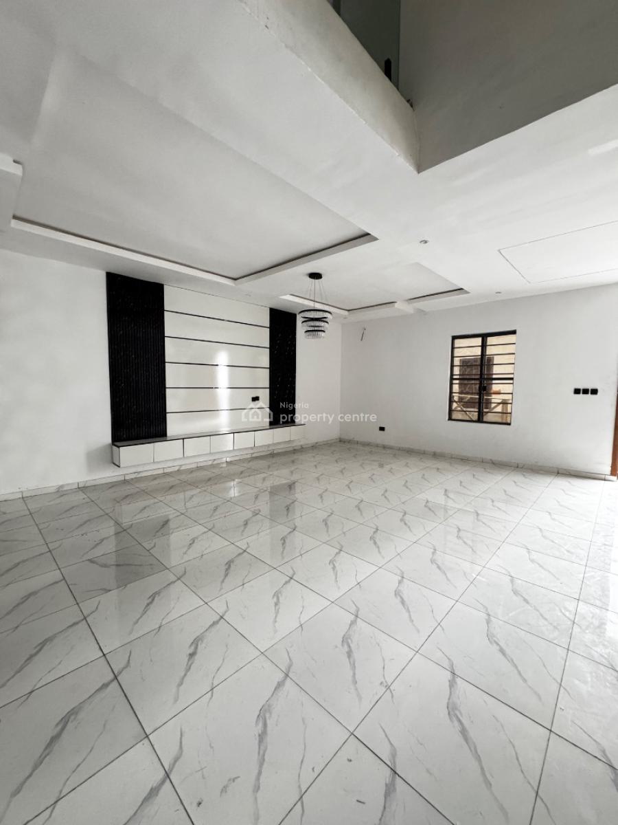 Exquisite 4-bedroom Semi-detached Duplex with Bq, Ikota, Lekki, Lagos, Semi-detached Duplex for Sale