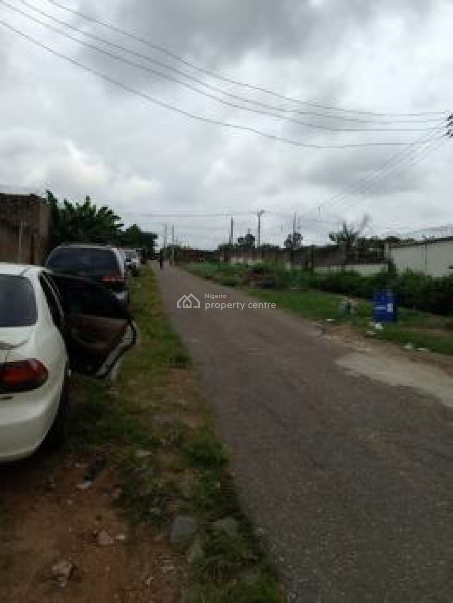 6 Flats of 3 Bedroom Duplex on 2143sqm of Land, Onireke Gra, Ibadan, Oyo, Block of Flats for Sale