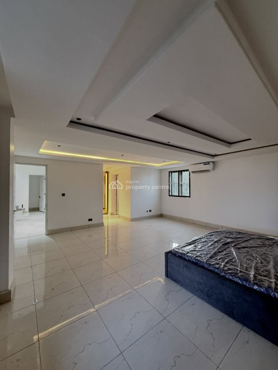 Semi-furnished 4 Bedroom Townhouse, Kado, Abuja, Terraced Duplex for Sale