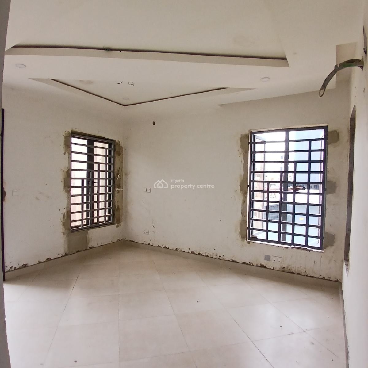 Exquisitely Detailed 4  Bedroom Apartment with  Elevator, Lekki Phase 1, Lekki, Lagos, Block of Flats for Sale