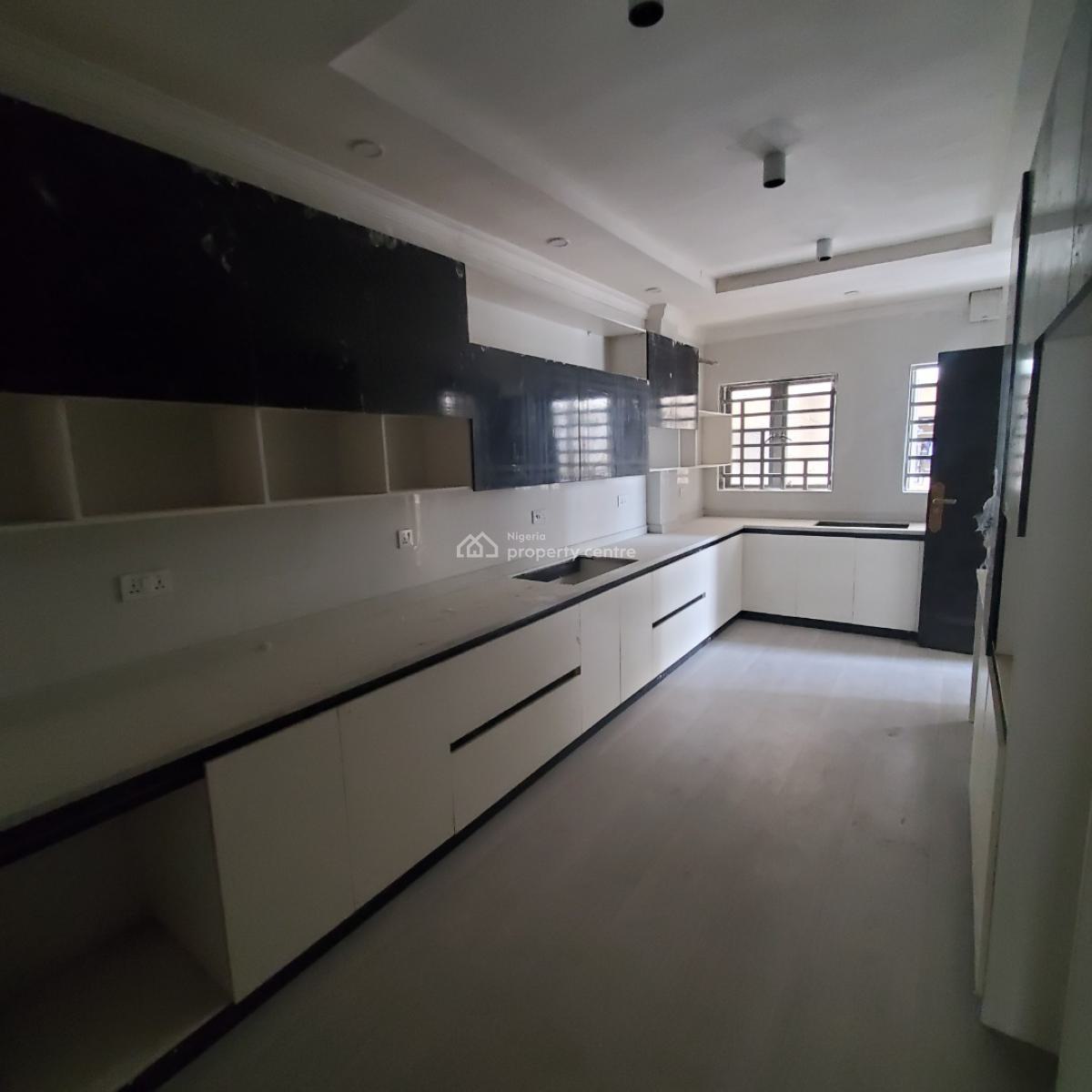 Well Build 4 Bedroom Apartments with Bq, Ikate Elegushi, Lekki, Lagos, Flat / Apartment for Sale