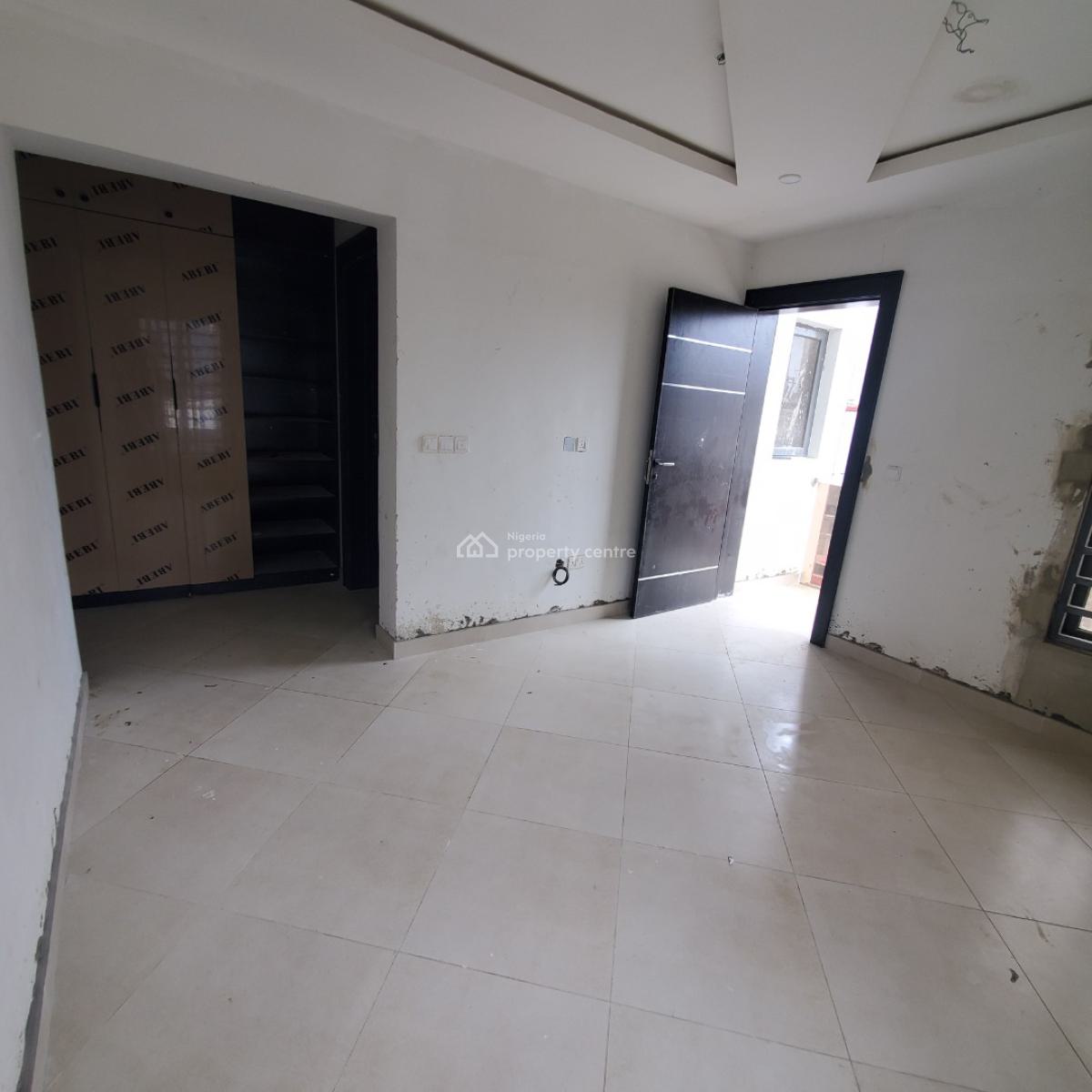 Well Build 4 Bedroom Apartments with Bq, Ikate Elegushi, Lekki, Lagos, Flat / Apartment for Sale