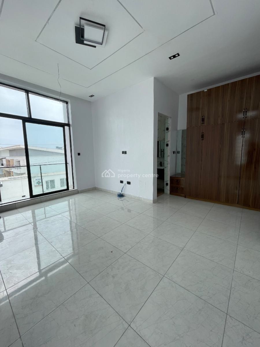 Luxury & Lifestyle in One Address  Semi-detached 4-bedroom, Ikota, Lekki, Lagos, Semi-detached Duplex for Sale