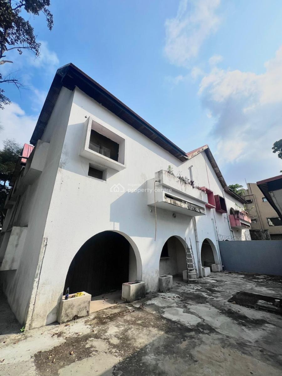 Self Compound 5 Bedroom Semidetached House with 4 Rooms Bq., Lekki Phase 1, Lekki, Lagos, Semi-detached Duplex for Rent