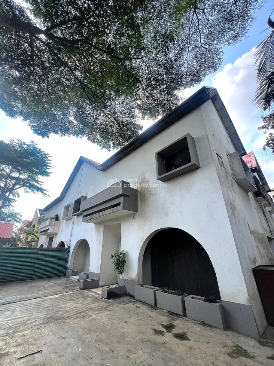 Self Compound 5 Bedroom Semidetached House with 4 Rooms Bq., Lekki Phase 1, Lekki, Lagos, Semi-detached Duplex for Rent