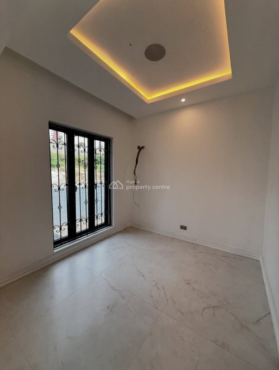 Grandiose 5 Bedroom Mansion, Guzape District, Abuja, Detached Duplex for Sale