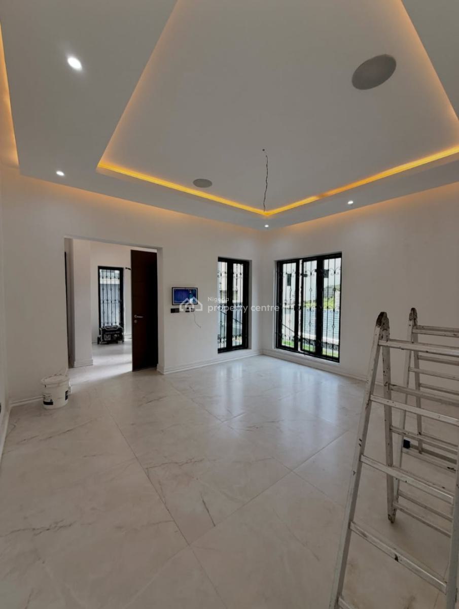 Grandiose 5 Bedroom Mansion, Guzape District, Abuja, Detached Duplex for Sale