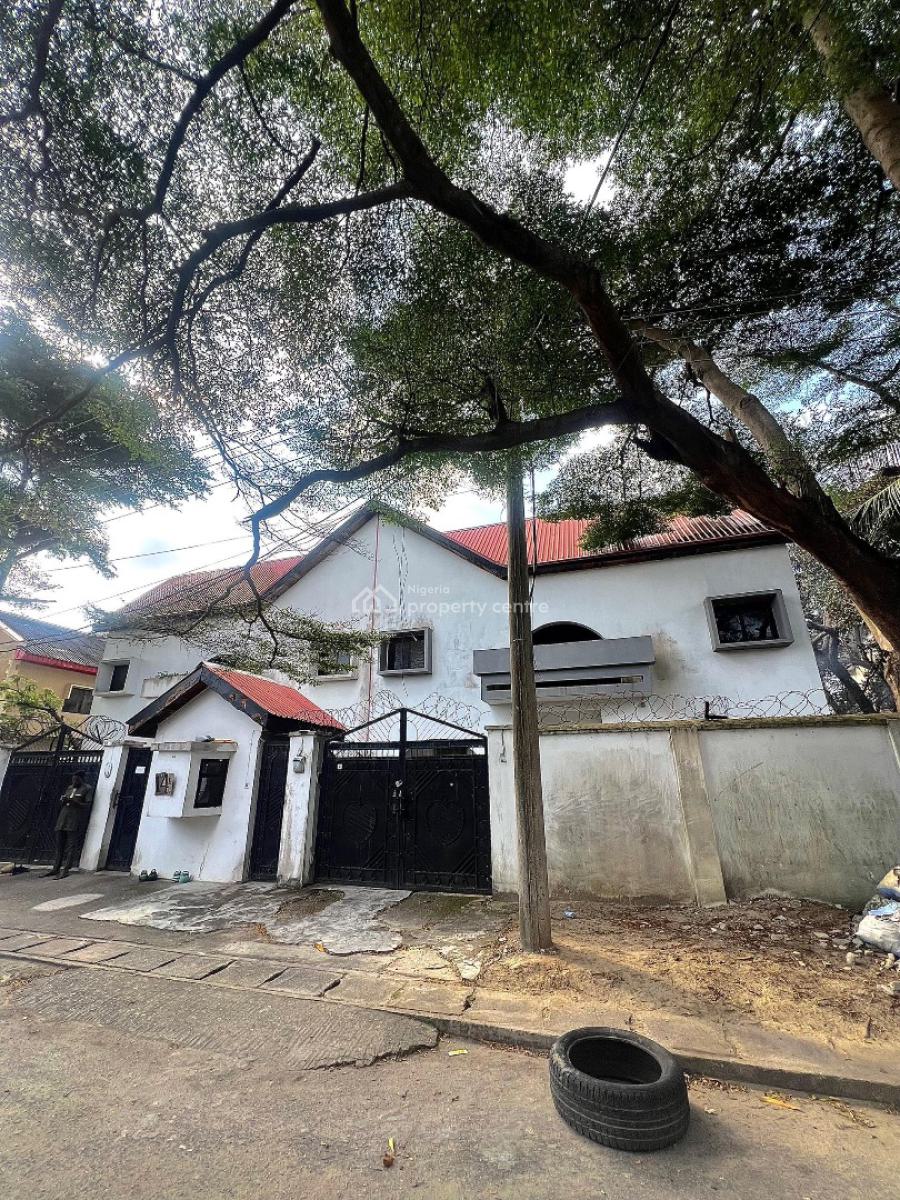 Lovely 5 Bedroom Semi-detached House with 4 Rooms Bq in a Secure Estate, Lekki Phase 1, Lekki, Lagos, Semi-detached Duplex for Rent