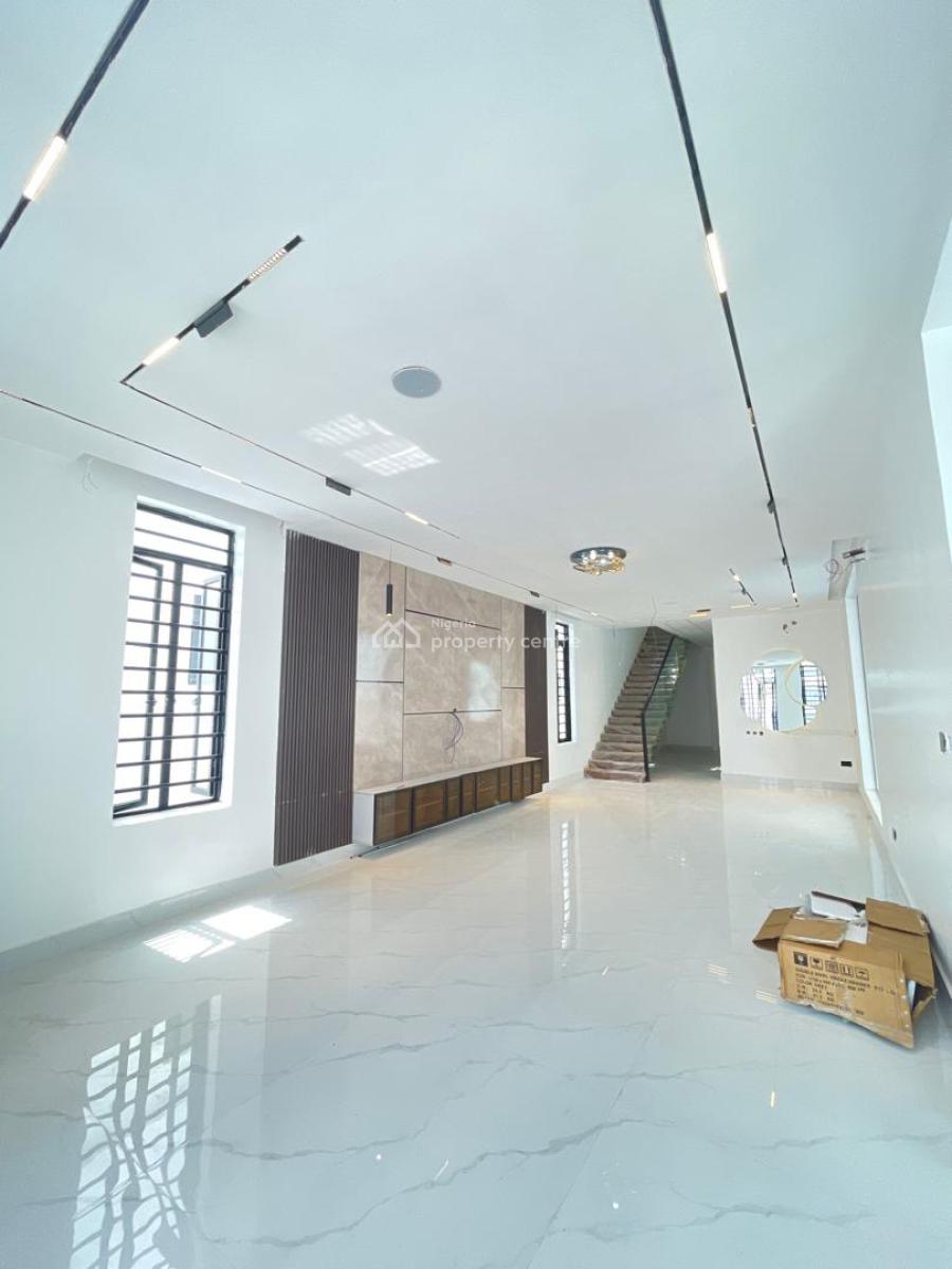 Elegantly Built 5 Bedroom Fully Detached House with Bq, Lekki Phase 1, Lekki, Lagos, Detached Duplex for Sale