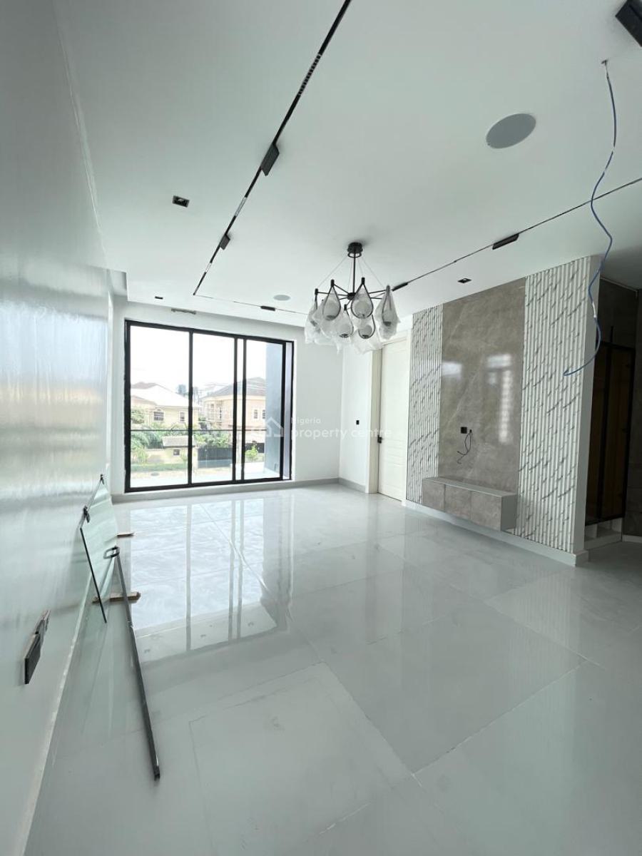 Elegantly Built 5 Bedroom Fully Detached House with Bq, Lekki Phase 1, Lekki, Lagos, Detached Duplex for Sale