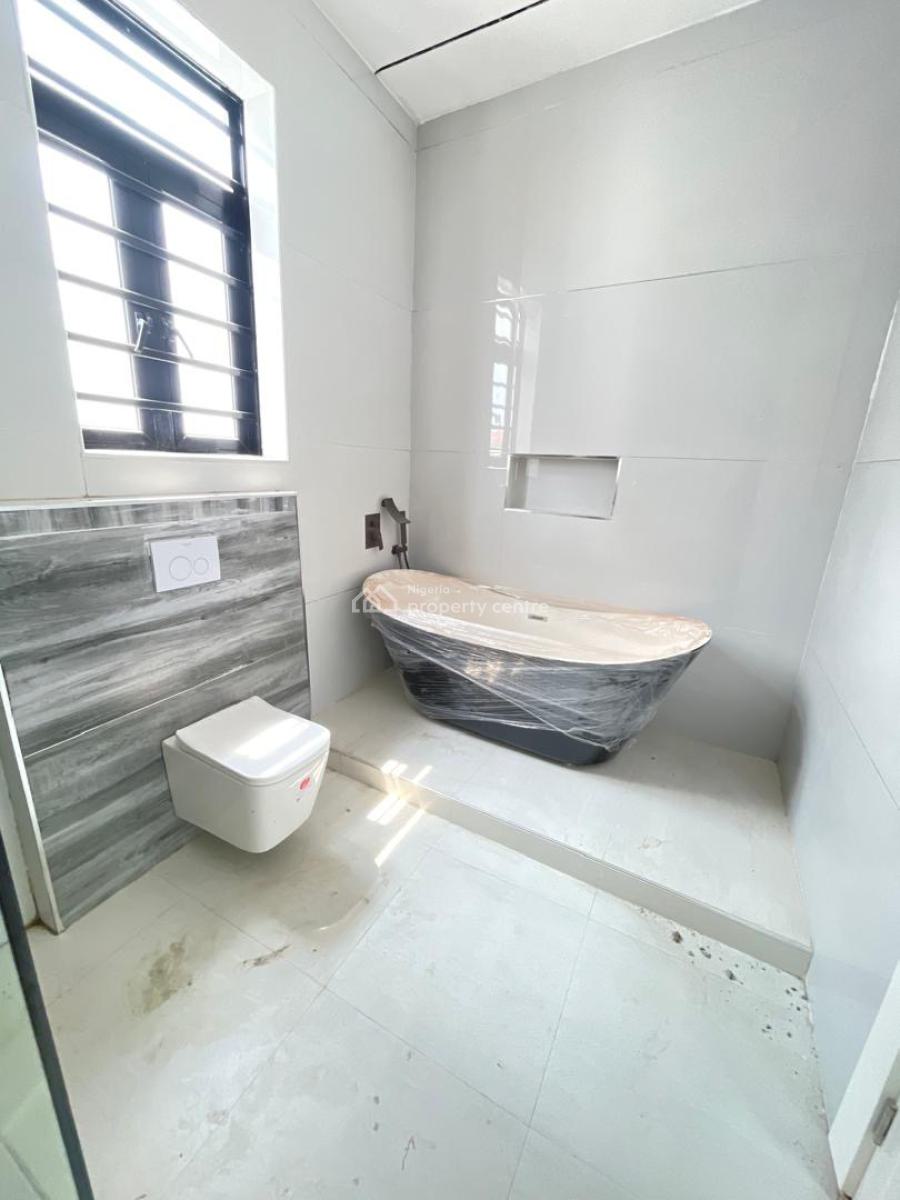 Elegantly Built 5 Bedroom Fully Detached House with Bq, Lekki Phase 1, Lekki, Lagos, Detached Duplex for Sale