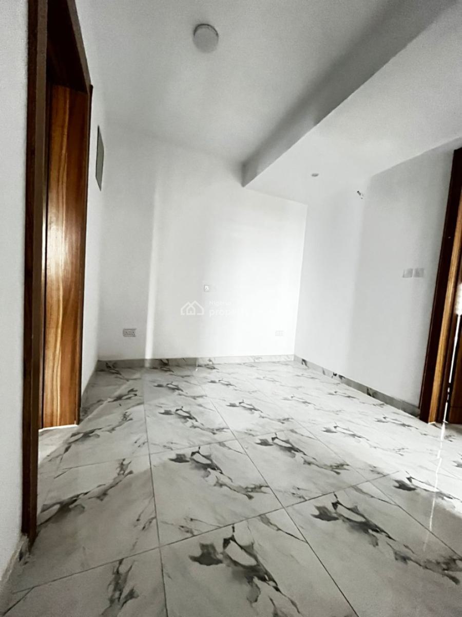 a 4 Bedrooms Terrace House with Bq, Ikate, Lekki, Lagos, Terraced Duplex for Sale