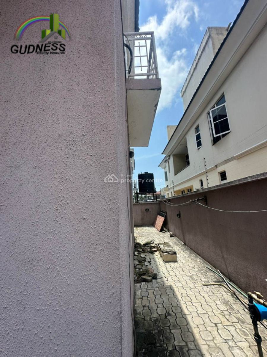 5 Bedroom Semi Detached Duplex with a Room Bq, Lekki Phase 1, Lekki, Lagos, Semi-detached Duplex for Rent