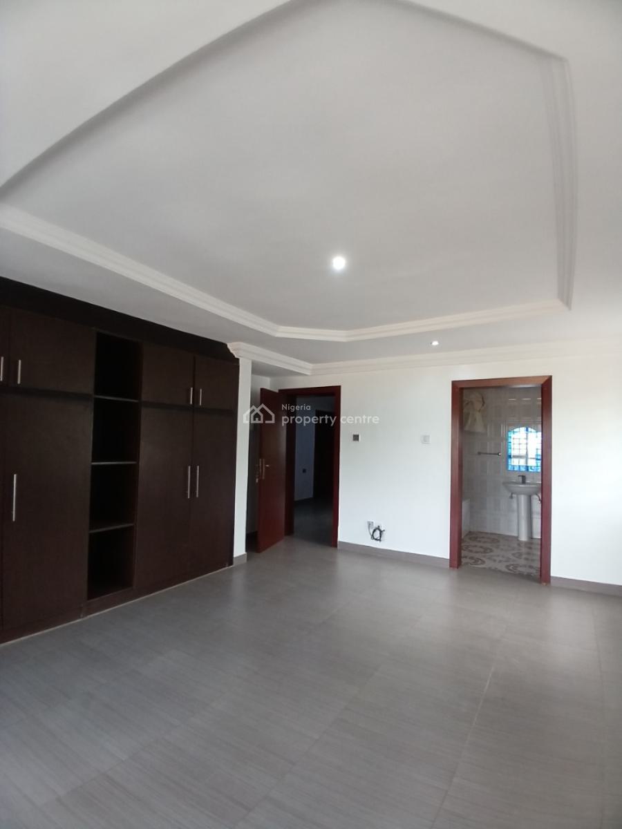 Well Renovated, 4 Bedroom Detached Duplex with 1 Room Bq, Maitama District, Abuja, Detached Duplex for Rent