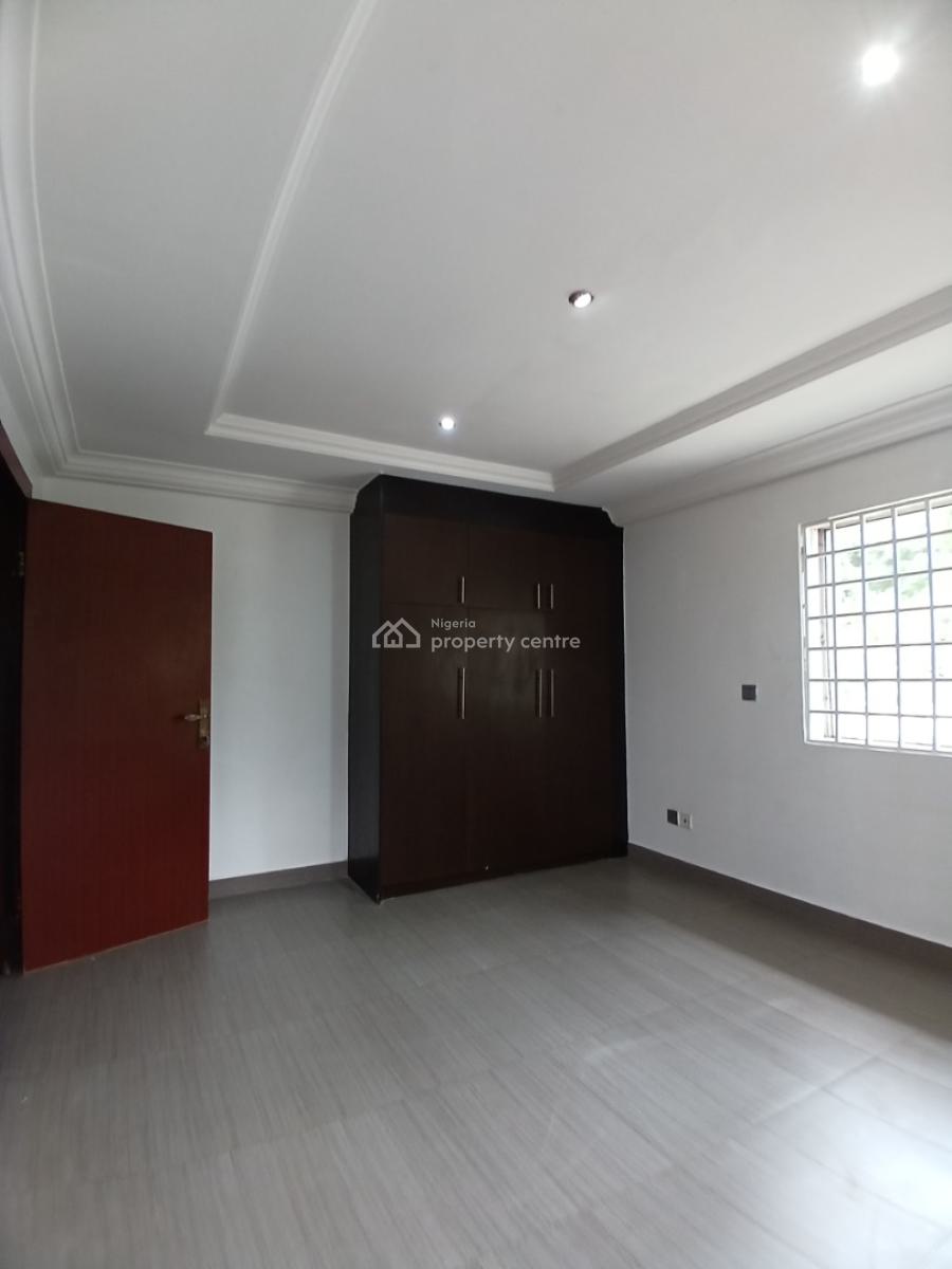 Well Renovated, 4 Bedroom Detached Duplex with 1 Room Bq, Maitama District, Abuja, Detached Duplex for Rent