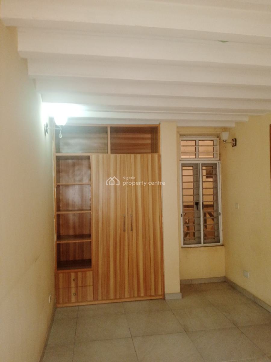 2 Bedrooms Tastefully Finished First Floor, Oniru, Victoria Island (vi), Lagos, Flat / Apartment for Rent