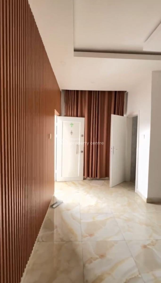Spacious 2 Bedrooms Fully Serviced, Guzape District, Abuja, Flat / Apartment for Rent