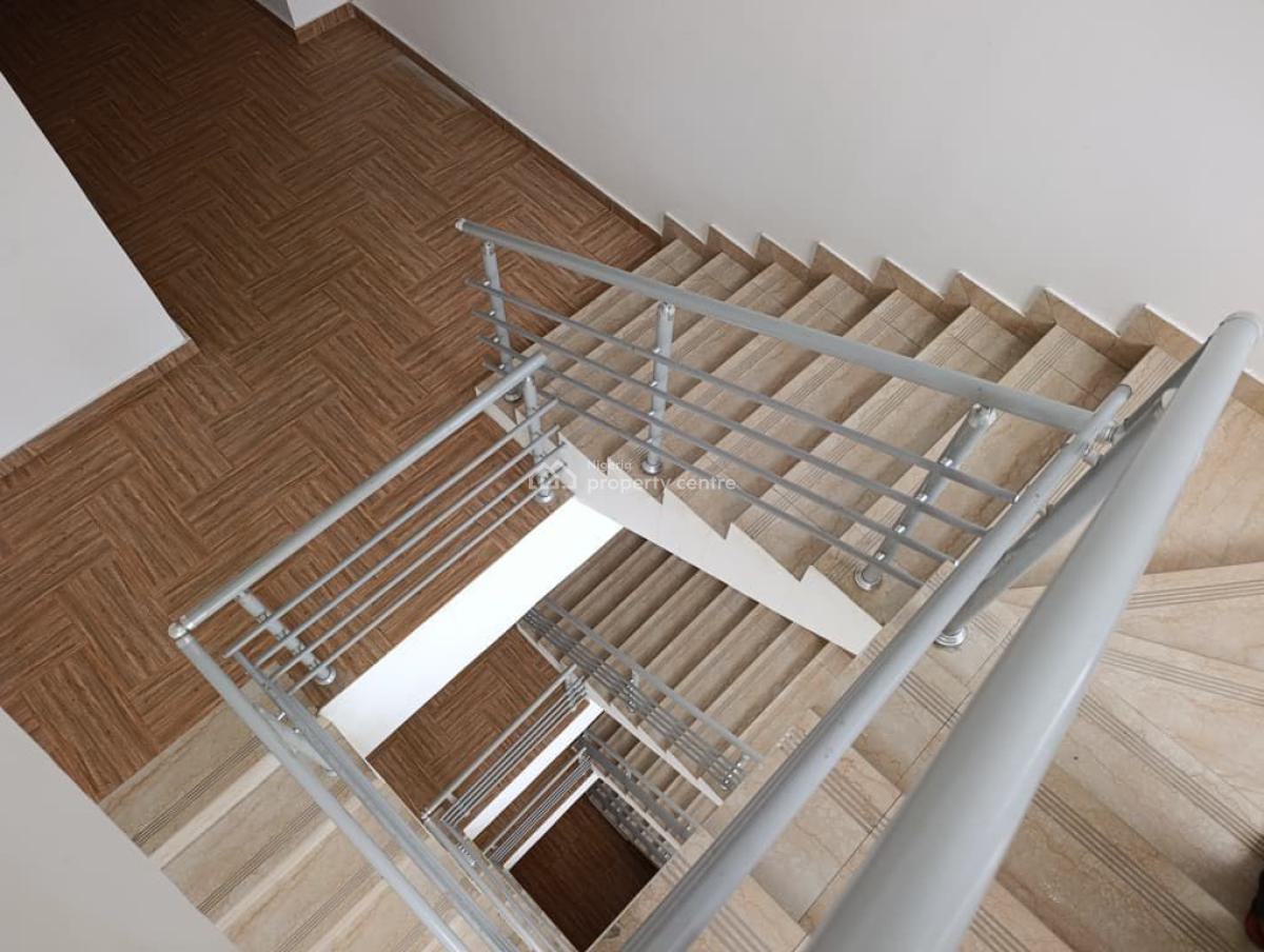 Ultra Luxury 4 Bedroom Maisonette, Lekki Phase 1, Lekki, Lagos, Flat / Apartment for Rent
