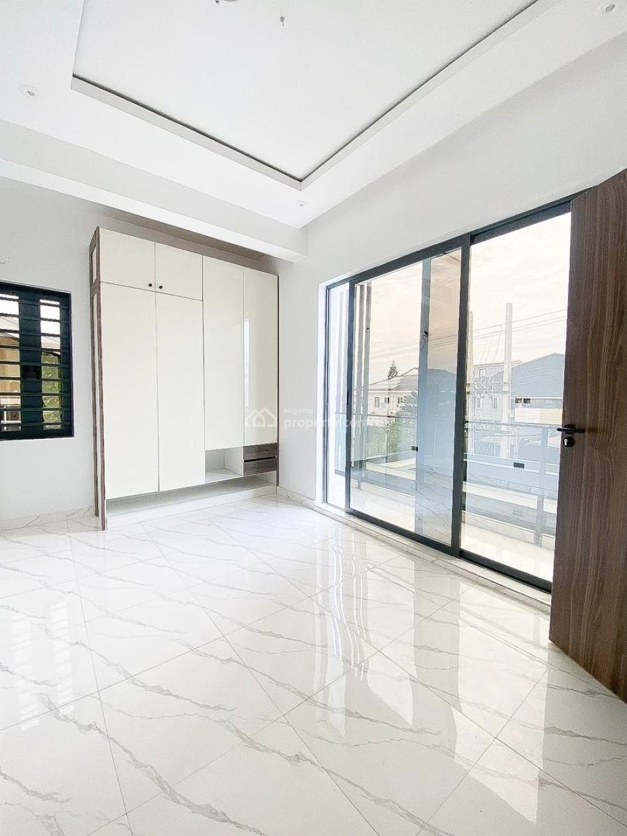 Newly Built 3 Bedroom Apartments, Lekki Phase 1, Lekki, Lagos, Flat / Apartment for Rent