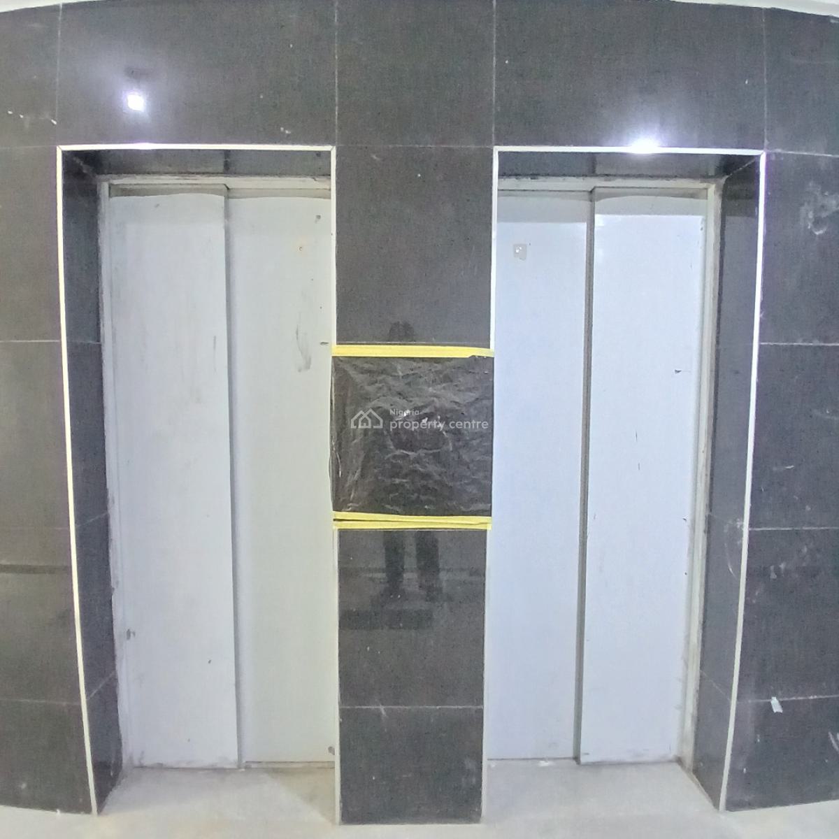 Pristine 2 Bedroom Apartment with Swimming Pool, Victoria Island (vi), Lagos, Block of Flats for Sale