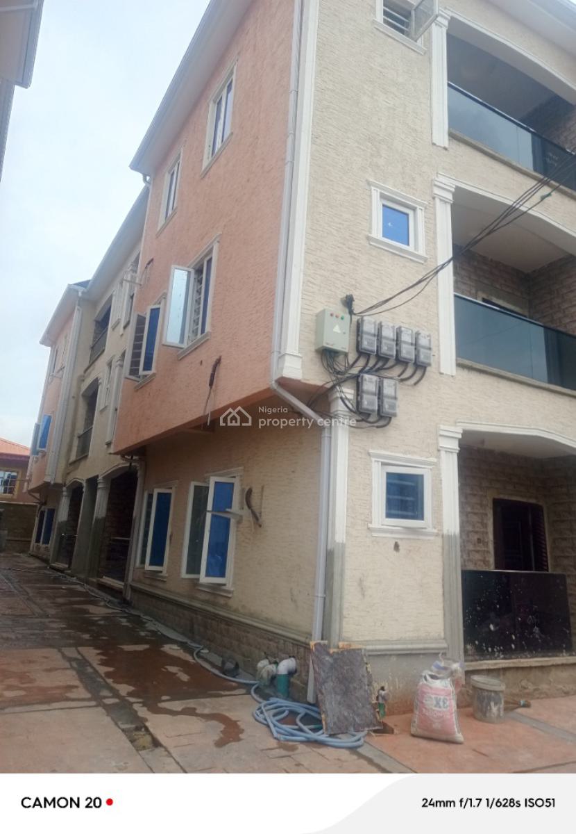 Executive, Standard 2 Bedrooms Upstairs with Pop, Screeded Walls, Kitchen, Ijesha, Surulere, Lagos, Flat / Apartment for Rent
