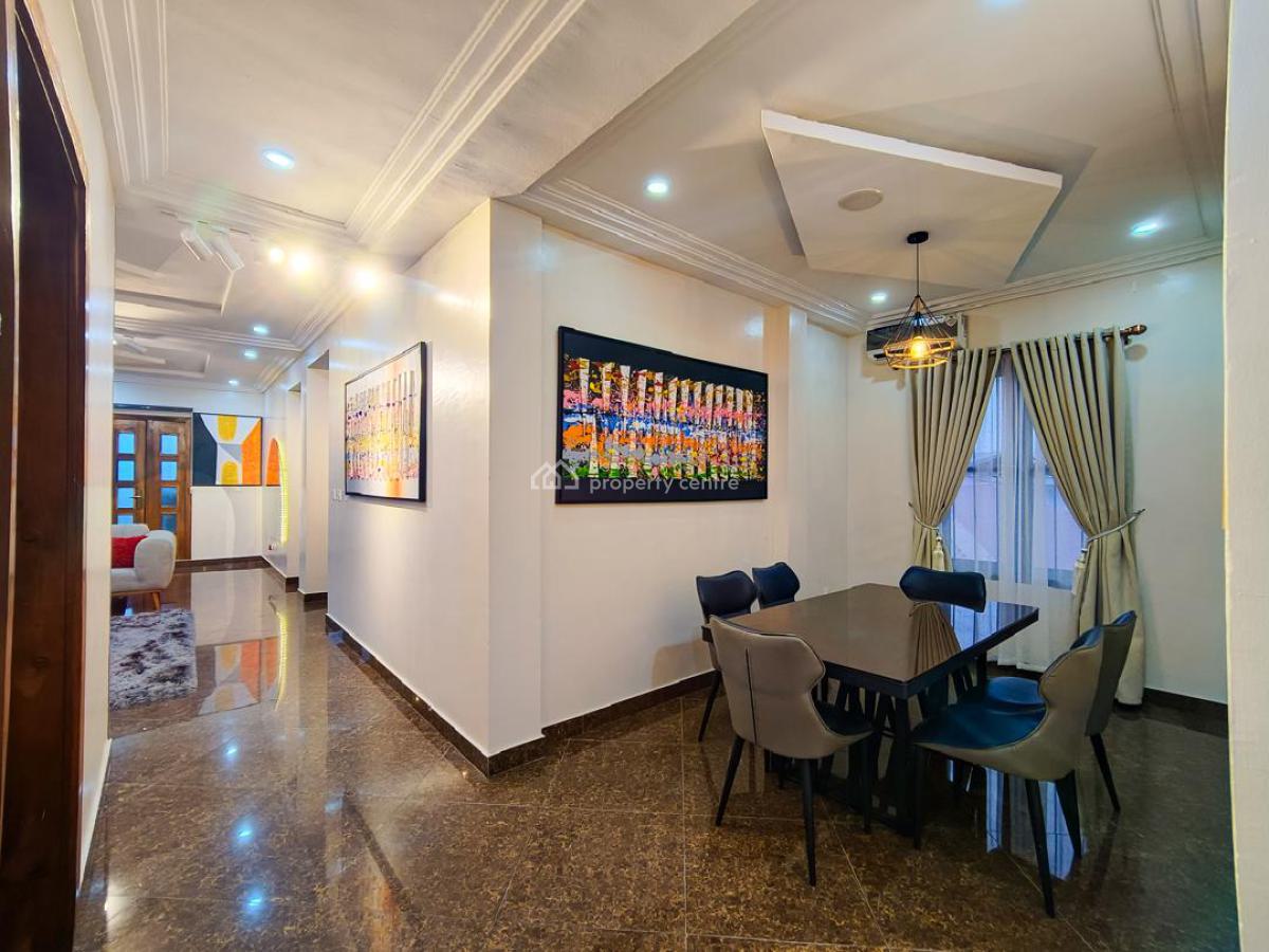 *spacious  Brand New 2 Bedroom Rooftop Apartment, Lekki Phase 1, Lekki, Lagos, Flat / Apartment Short Let