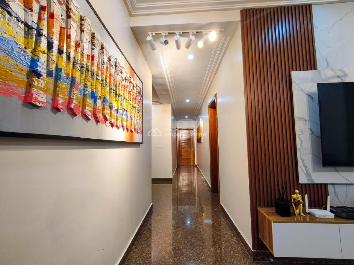 *spacious  Brand New 2 Bedroom Rooftop Apartment, Lekki Phase 1, Lekki, Lagos, Flat / Apartment Short Let