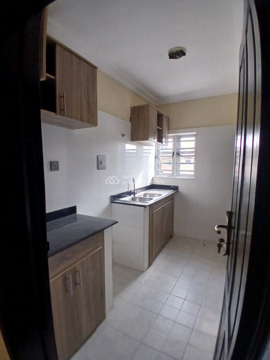2 Bedroom Flat, Alashilla Estate, Ogombo, Ajah, Lagos, House for Rent