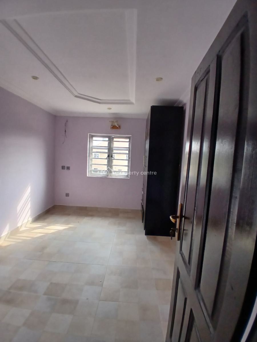 2 Bedroom Flat, Alashilla Estate, Ogombo, Ajah, Lagos, House for Rent